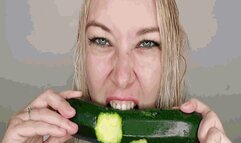 Wild vampire bite AVI