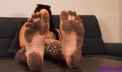 Dirt-Covered Sole Queen - Foot Humiliation - HD MP4