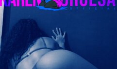 55 INCHES OF COLOMBIANA BOOTY