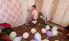 Eugene pops balloons with his weight