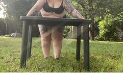 SSBBW Crushing Gardentable