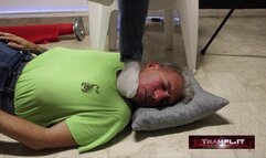 A980 Lady Bea in Feet in trampling