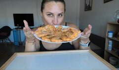 Chewing shrimp with your mouth open d