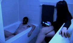 Jerk and pee for Sophie (mp4)