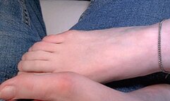 Jackie's Feet Sexy Foot Play and Footsie Tease - 1080 Mobile