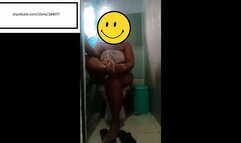 Brig_Sexi_Hot Itches dirty feet in bathroom
