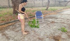 Scratching and scratching my beautiful feet (3)