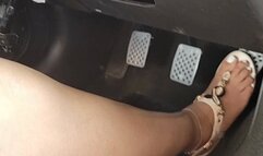 Flooring & Smoking Tires In White & Gold Sandals