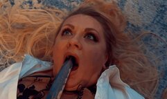 Fucking Alien Halloween part 2 WMV