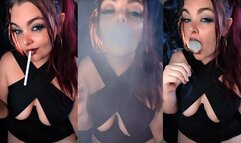 Smoking a VS120, imagine how my lips taste