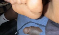 New college parking lot footjob size 10 thick soles her first footjob