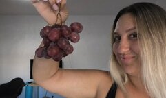 Powerful, long, strong throat a