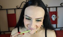 I make super huge lips with lip liner and lipstick and fuck a big dick guy 720 HD
