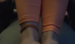 No escape | Foot smelling