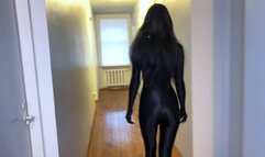 Steffi in Deep Brown Sack