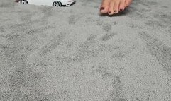 Giantess Joyful Trampling - Smash a White BMW Car - Ich zerstöre einen weißen BMW!