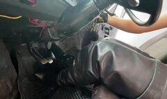 Jarlyn starts the car with many problems