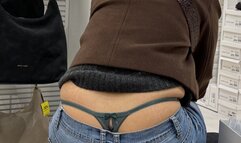 Whaletailing at store