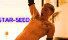 Gothic vampire slimed by alien cock - Jaq Quicksilver - Androgynous monster fucks itself with alien dildo that generates loads of slimy cum - big clit, ftm, non-binary, wet and messy, fangs, muscles - 1080p mp4