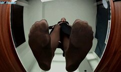 TOWERING Natasha Amazon CRUSH! Pantyhose stomping and squash! - MOv