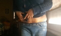 SUPER TIGHT JEANS DONT STAY UP