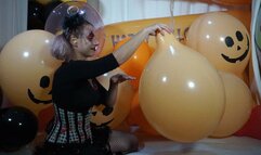 Kate - Goofy Halloween mass popping