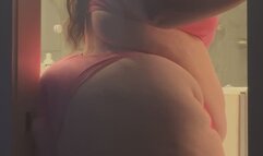 Bbw Snowangelcake showing off beautiful curves