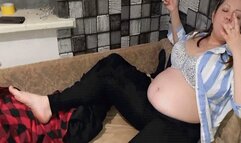 Hungry Pregnant Attacks WMV