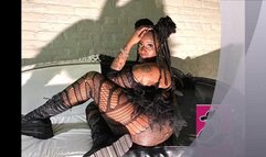 DOGGYSTYLE WITH SEPHORA FOXX