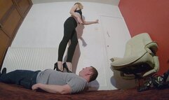 Danielle's 20 Minute Trample In 5 Pairs Of Heels FLOOR CAM