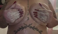 Wash my tits with me