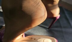 Balbina Big Feet Queen in Sexy Pantyhose and purple mules