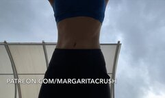 I'm a Giantess Working Out Without Noticing You