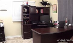 Ms Bailey sniffs Taylors stinky feet