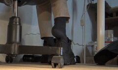 Squeezed out under her rough Buffalo soles - Cam 1