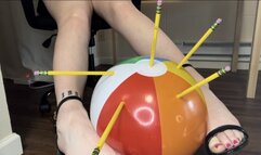 Beach balls disrupt evil office lady