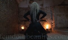 SHEELA SINNER - STRICT FACE SITTING 2