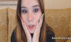 Sexy Babe With Nice Tits And Round Ass Masturbates