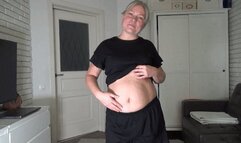 he is stuck inside navel 2V