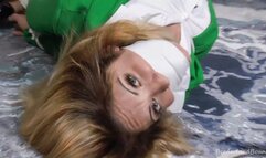 Alba in: Slimy Accounts Exec Quickly Overpowers the Way-Too-Quizzical Store Manager! Unbeknownst to the Ambitious Beauty, His Burner Phone is Now UESELESS Too! (HD)