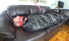 PUNISHING THE SLAVE BY MUMMIFYING HIM AND BEING VERY CRUEL SITTING ON THAT SUCKER'S FACE BY PENELOPE PINK AND DANIEL SANTIAGO CAM BY ALINE FULL HD