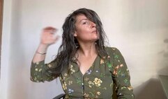 dry her beautiful hairs with hair dryer mov