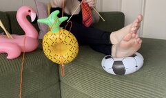 Untangling your toys from my knitting