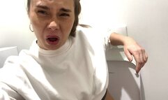 Big thunder diarrhea in PUBLIC!! mp4 HD