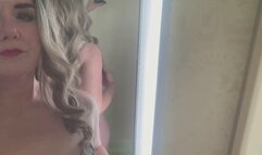 Tayler Deerden Mall Dressing Room