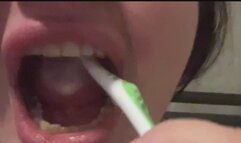 Giantess Vittoria Brushing her Giant Teeth and Gargling Tiny's