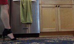 Pink Fox, low walking in the kitchen