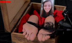 Melissa's feet in the Magic Box (Custom) MP4
