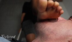 Clean my stinky feet with your tongue bitch