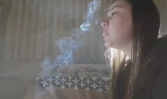 SMOKING YULIANA INTENSIVE SMOKE AND MAINTENANCE